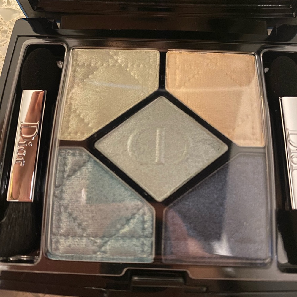 DIOR 5 Couleurs Couture Eyeshadow Palette - 336 Marina Bay - Picture 3 of 4